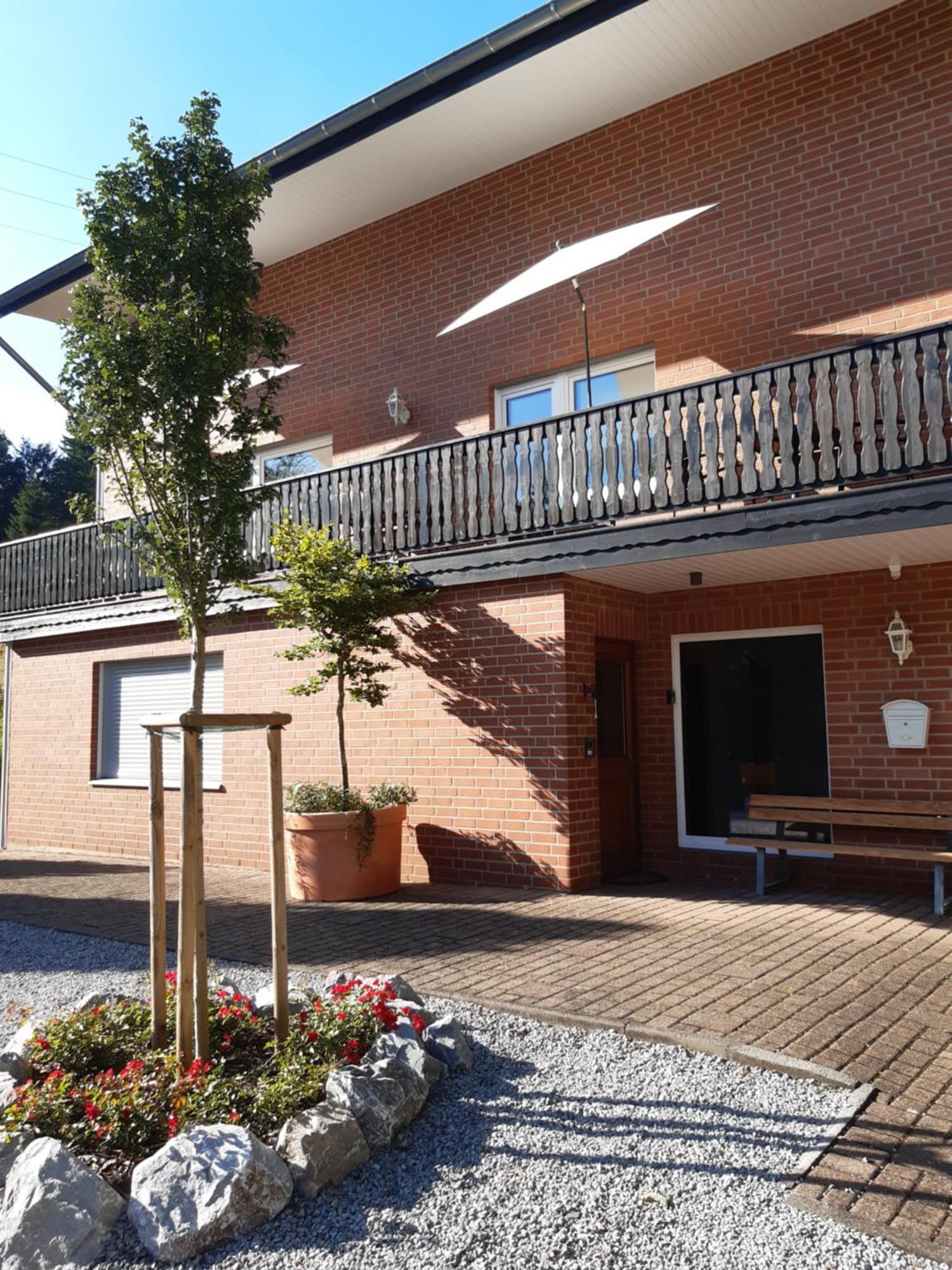 Ferienhaus Aanthuus Brilon Bagian luar foto